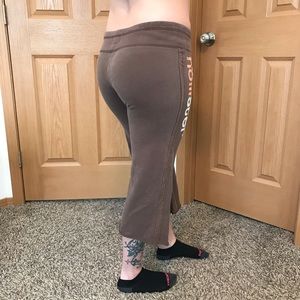 Hollister Women’s Brown Capri Sweats